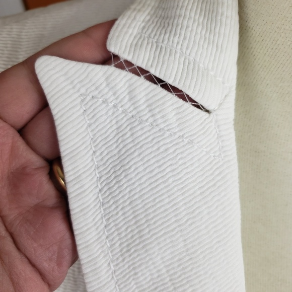 Armani Collezioni Blazer, sz 8. - Picture 2 of 8